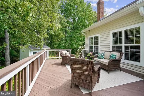 Exterior - 42787 Oatyer Ct, Broadlands, VA 20148 photo 8 of 24