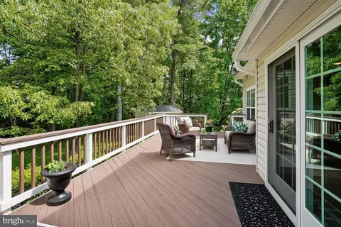 Exterior - 42787 Oatyer Ct, Broadlands, VA 20148 photo 7 of 24