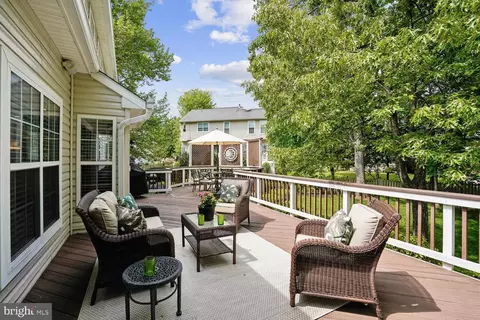 Exterior - 42787 Oatyer Ct, Broadlands, VA 20148 photo 4 of 24