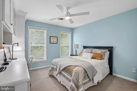 Bedroom - 42787 Oatyer Ct, Broadlands, VA 20148 photo 3 of 6