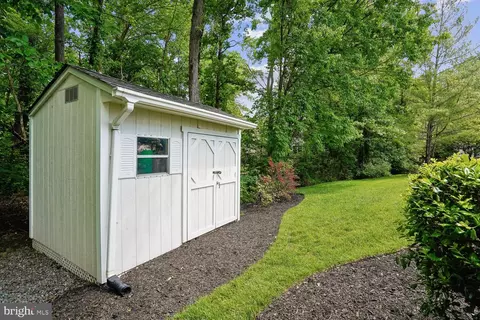 Exterior - 42787 Oatyer Ct, Broadlands, VA 20148 photo 21 of 24