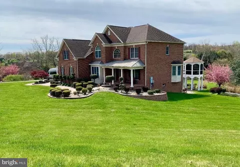 17485 White Gate Pl, Leesburg, VA 20175