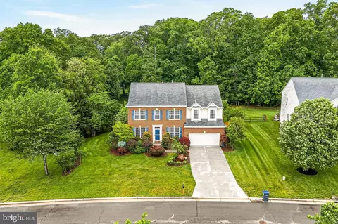 View/Area - 25825 Spring Farm Cir, Chantilly, VA 20152 photo 5 of 11