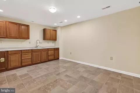 Other - 25825 Spring Farm Cir, Chantilly, VA 20152 photo 18 of 21