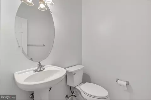 Other - 25825 Spring Farm Cir, Chantilly, VA 20152 photo 5 of 21