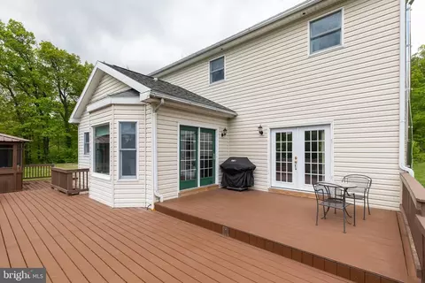 Exterior - 20711 Blueridge Mountain Rd, Paris, VA 20130 photo 5 of 20