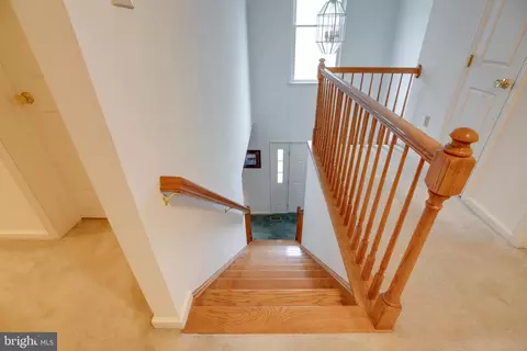Entry Way - 20711 Blueridge Mountain Rd, Paris, VA 20130 photo 5 of 7