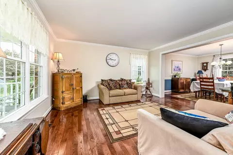 Living - 20595 Shadow Woods Ct, Sterling, VA 20165 photo 2 of 2