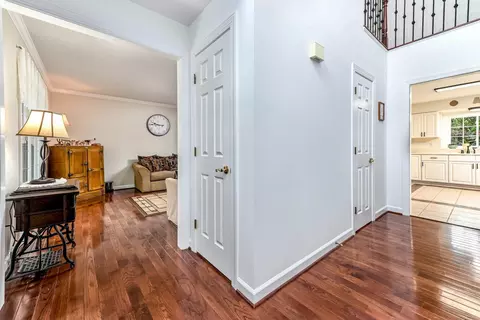 Entry Way - 20595 Shadow Woods Ct, Sterling, VA 20165 photo 2 of 5
