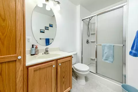 Bath - 20595 Shadow Woods Ct, Sterling, VA 20165 photo 5 of 5