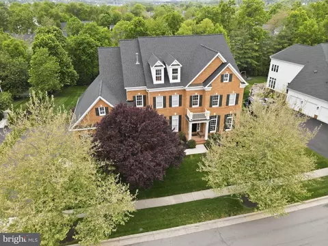 18777 Upper Meadow Dr, Leesburg, VA 20176