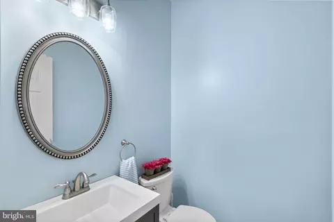 Entry Way - 20695 Riptide Sq, Sterling, VA 20165 photo 1 of 2