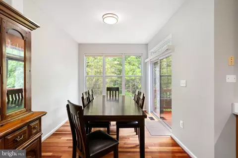 Dining - 21654 Frame Sq, Broadlands, VA 20148 photo 1 of 2
