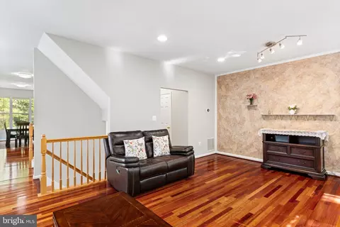 Living - 21654 Frame Sq, Broadlands, VA 20148 photo 3 of 4