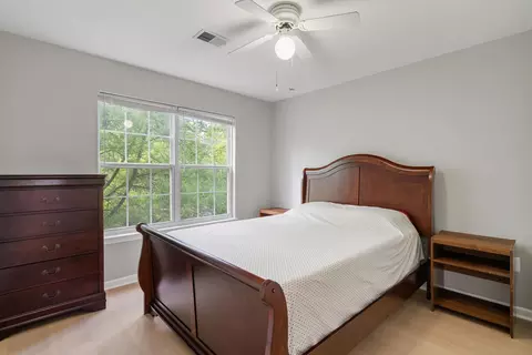 Bedroom - 21654 Frame Sq, Broadlands, VA 20148 photo 2 of 5