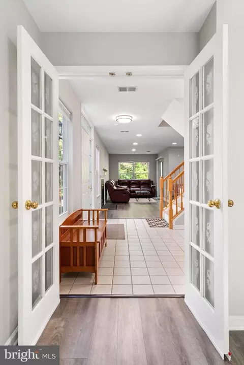 Entry Way - 21654 Frame Sq, Broadlands, VA 20148 photo 3 of 6
