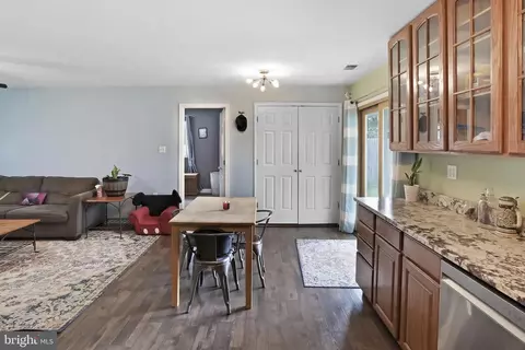 Other - 402 Williamsburg Rd, Sterling, VA 20164 photo 6 of 12