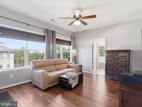 Other - 41961 Riding Mill Pl, Ashburn, VA 20148 photo 6 of 11