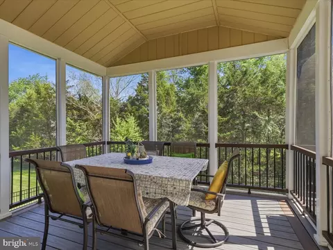Exterior - 41961 Riding Mill Pl, Ashburn, VA 20148 photo 4 of 12