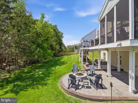 Exterior - 41961 Riding Mill Pl, Ashburn, VA 20148 photo 9 of 12