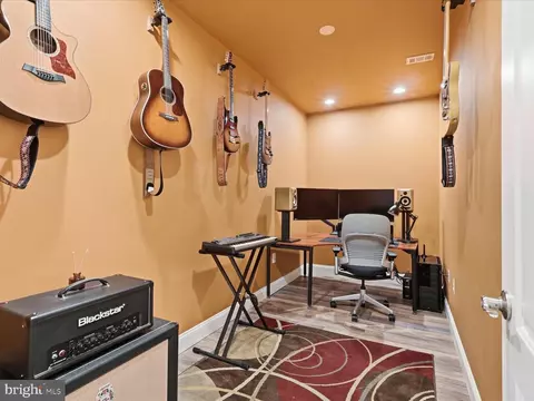 Other - 41961 Riding Mill Pl, Ashburn, VA 20148 photo 11 of 11