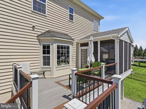 Exterior - 41961 Riding Mill Pl, Ashburn, VA 20148 photo 6 of 12