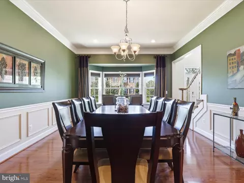 Dining - 41961 Riding Mill Pl, Ashburn, VA 20148 photo 2 of 5