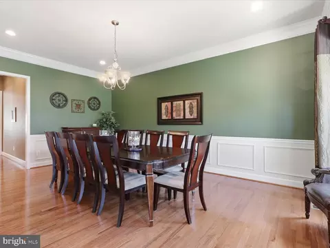 Dining - 41961 Riding Mill Pl, Ashburn, VA 20148 photo 1 of 5