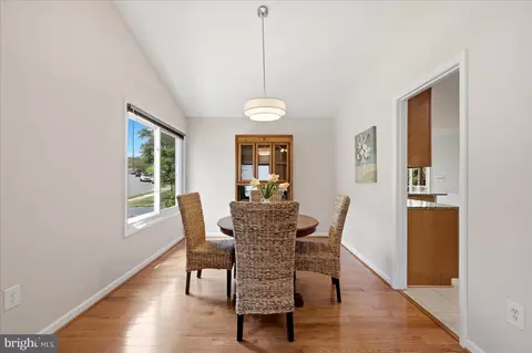 Dining - 35 Biscayne Pl, Sterling, VA 20164 photo 1 of 1