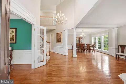 43774 Brownburg Pl, Chantilly, VA 20152
