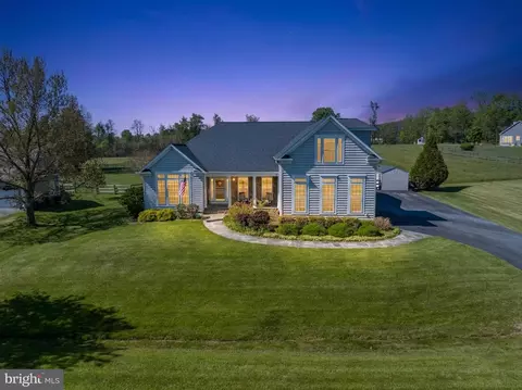 35987 Birch Hollow Ln, Hillsboro, VA 20132