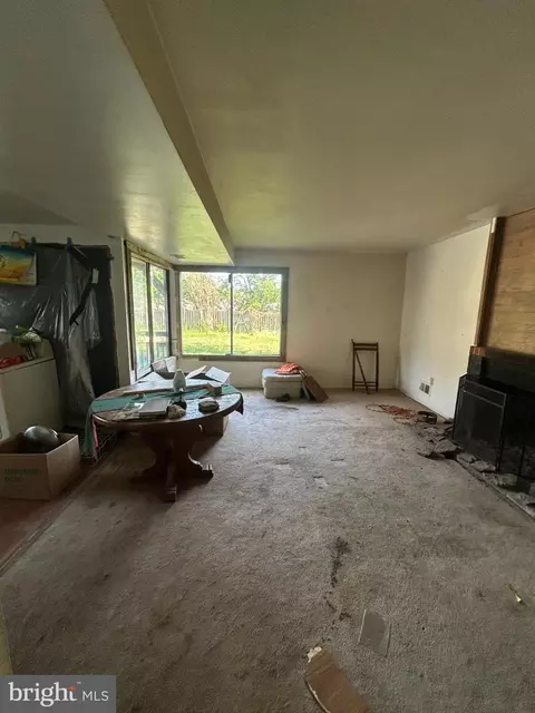 Living - 102 Wrightwood Pl, Sterling, VA 20164 photo 1 of 1