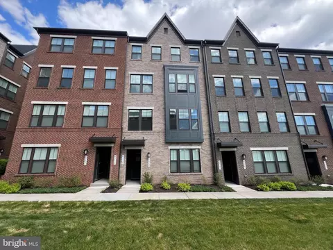 43339 Goshen Run Sq, Ashburn, VA 20148