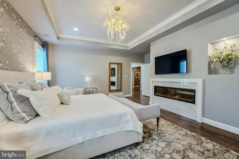 Bedroom - 42863 Beaver Crossing Sq, Ashburn, VA 20148 photo 3 of 6