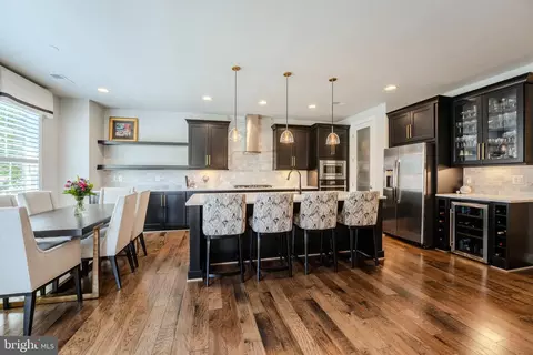 Kitchen - 42863 Beaver Crossing Sq, Ashburn, VA 20148 photo 1 of 6