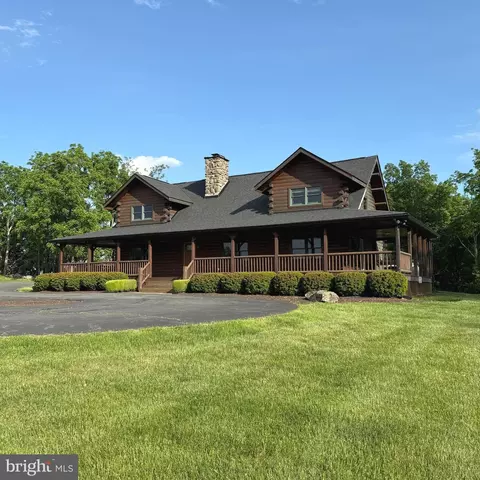 18837 Trinity Church Rd, Purcellville, VA 20132