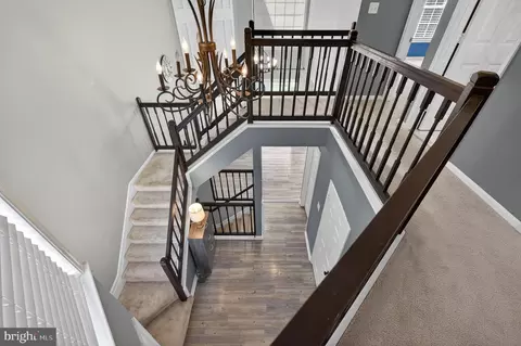Entry Way - 43793 Stonebridge Dr, Ashburn, VA 20147 photo 9 of 14