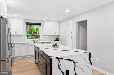 Kitchen - 1000 E Holly Ave, Sterling, VA 20164 photo 3 of 4