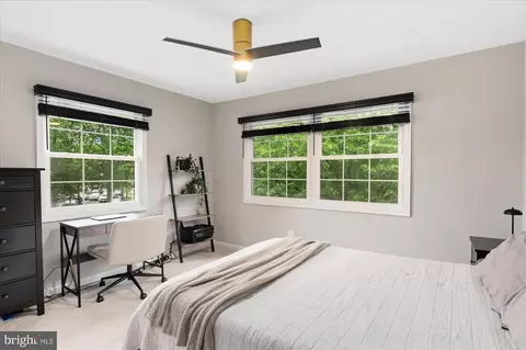 Bedroom - 1000 E Holly Ave, Sterling, VA 20164 photo 4 of 7