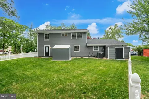 Exterior - 1000 E Holly Ave, Sterling, VA 20164 photo 3 of 7