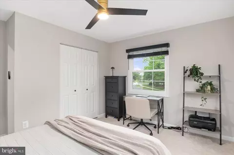 Bedroom - 1000 E Holly Ave, Sterling, VA 20164 photo 5 of 7