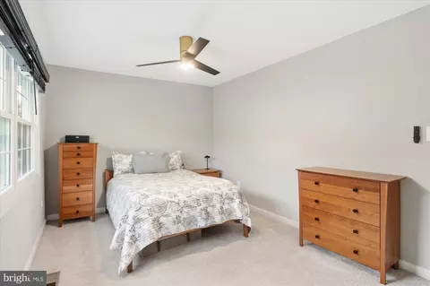Bedroom - 1000 E Holly Ave, Sterling, VA 20164 photo 7 of 7