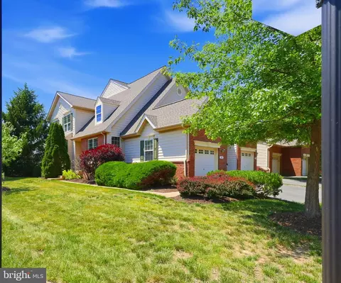19617 Edgemont Sq, Ashburn, VA 20147