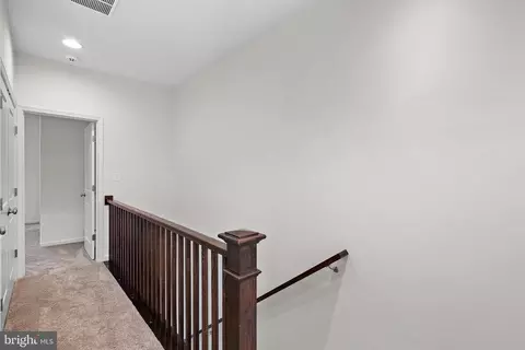 Entry Way - 20401 Codman Dr, Ashburn, VA 20147 photo 5 of 10
