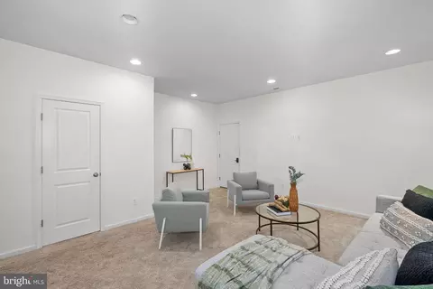 Entry Way - 20401 Codman Dr, Ashburn, VA 20147 photo 8 of 10