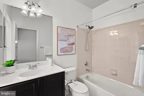 Bath - 20401 Codman Dr, Ashburn, VA 20147 photo 2 of 2