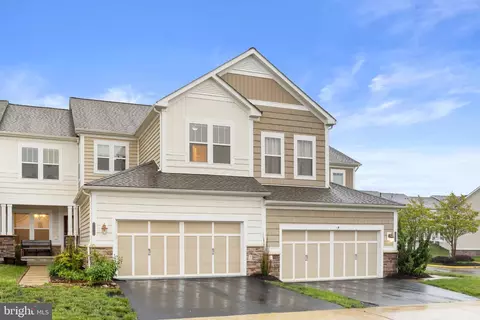23542 Christina Ridge Sq, Ashburn, VA 20148