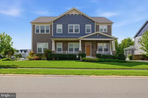 40777 Foxtail Fields Dr, Aldie, VA 20105