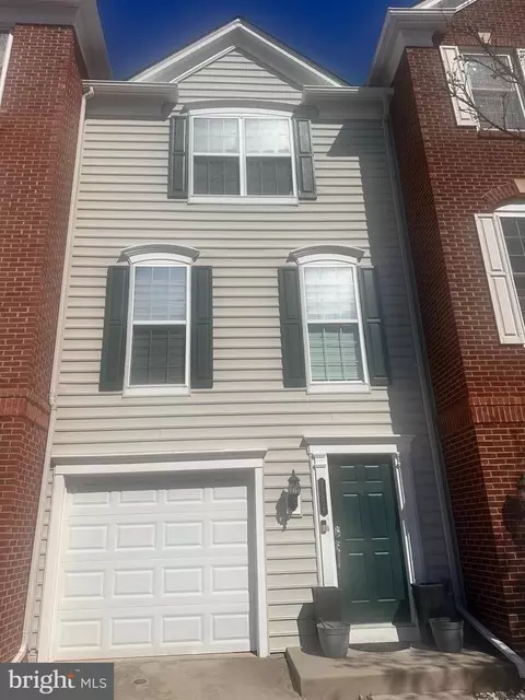 42878 Bittner Sq, Ashburn, VA 20148