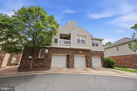 45071 Brae Ter #202, Ashburn, VA 20147